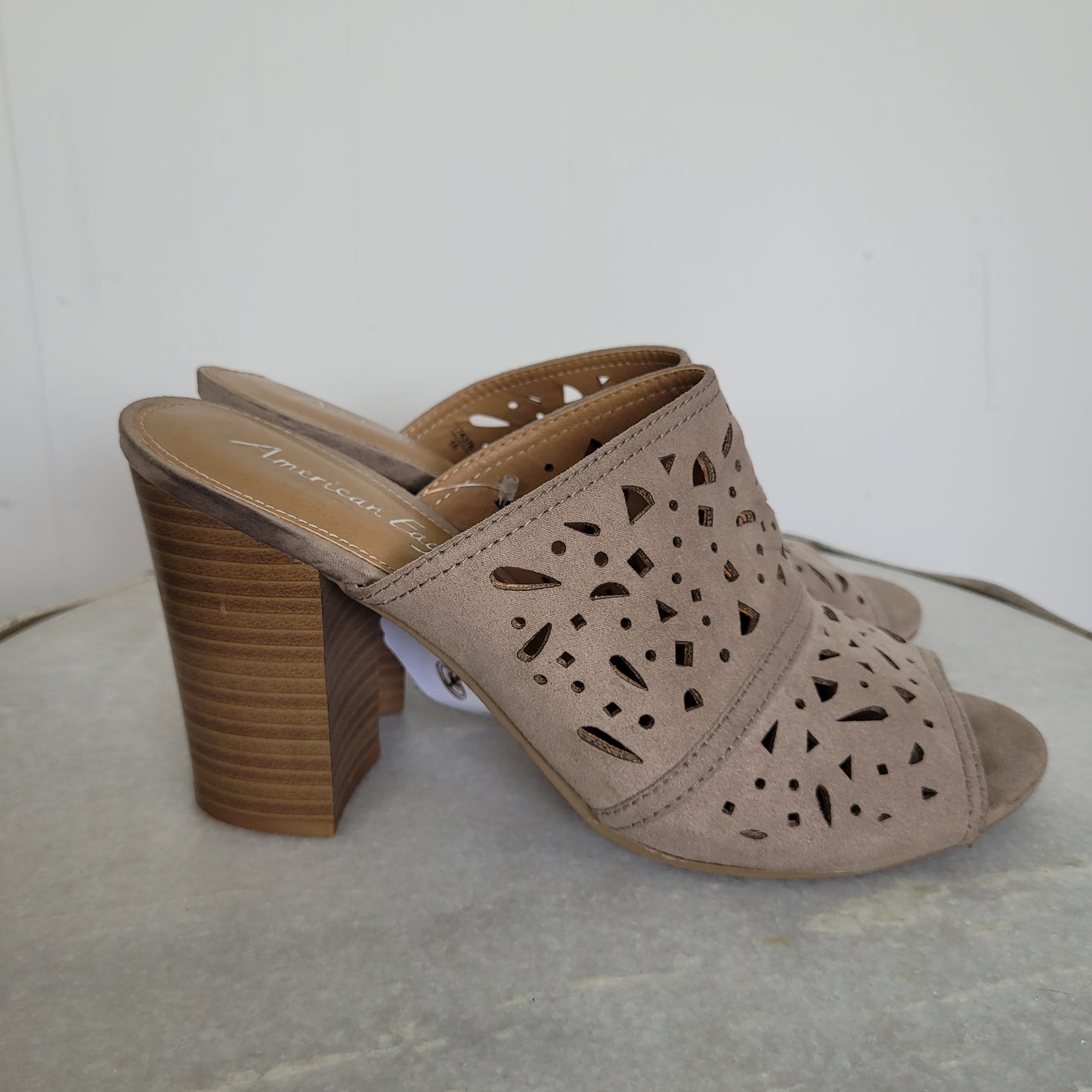 Taupe Laser Cut Block Heel Mule Sandals - American Eagle (Size 9)