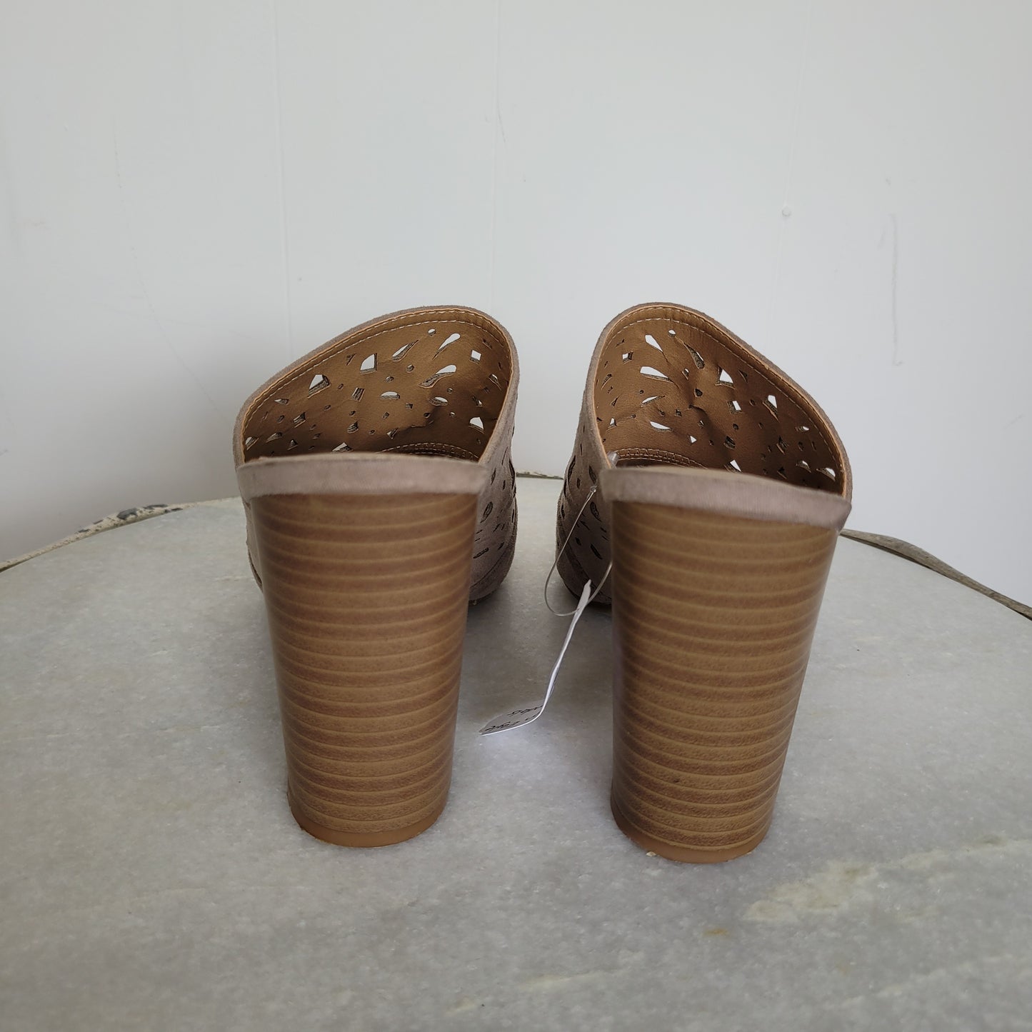 Taupe Laser Cut Block Heel Mule Sandals - American Eagle (Size 9)