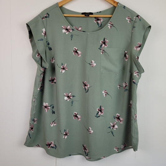 Sage Green Floral Sleeveless Blouse - Dalia (XXL)