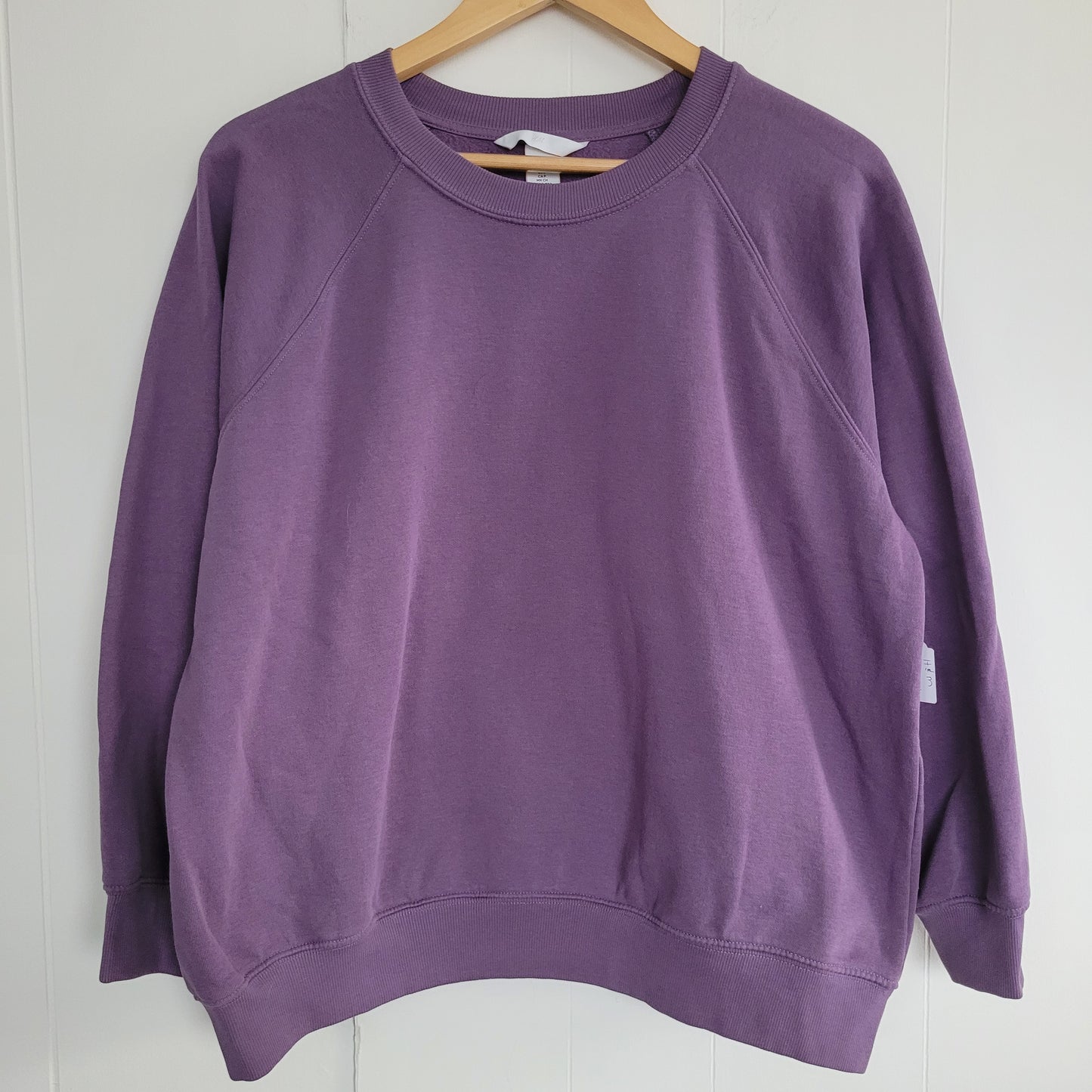 Purple Crewneck Sweatshirt - Cozy Fleece Pullover - H&M (Size S)