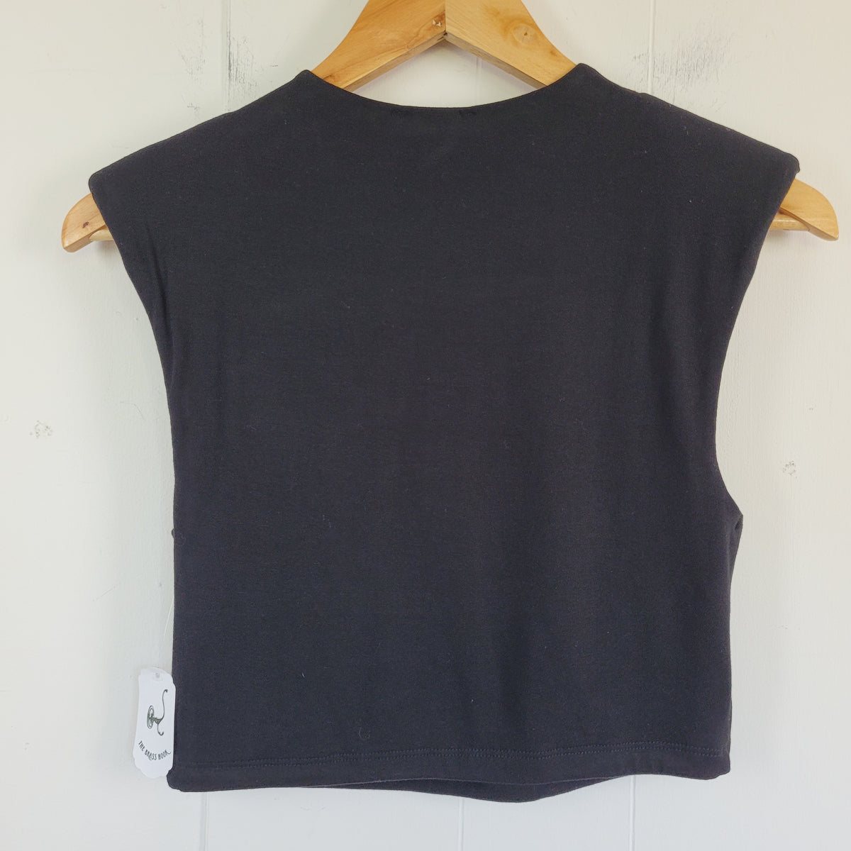 Black Shoulder Pad Cropped Tee - Dynamite (M)