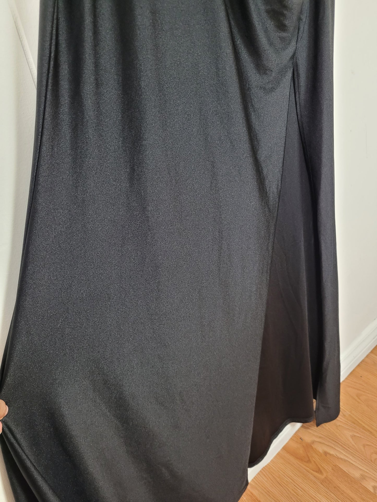 Black Off-the-Shoulder Maxi Dress - Fashion Nova (1X)