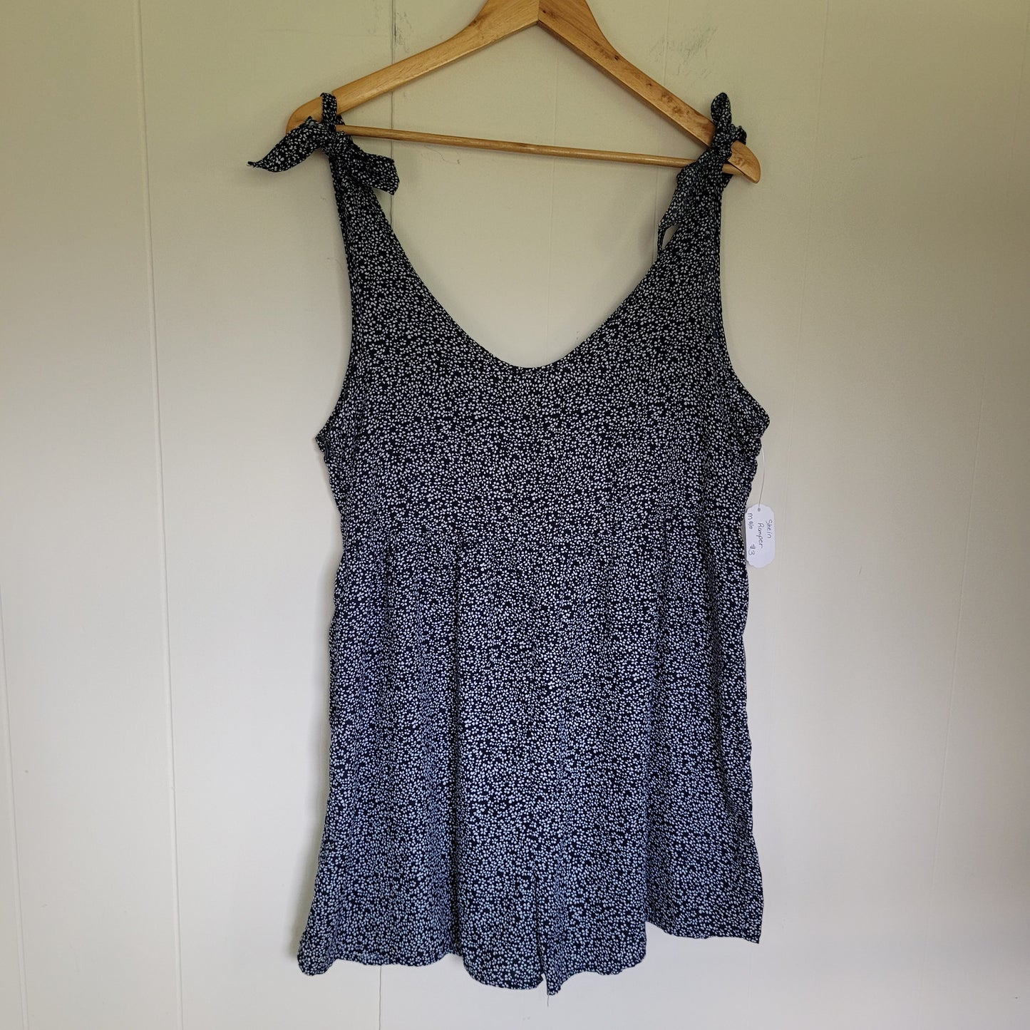 Navy Floral Tie Strap Romper - SHEIN (Size Med 8/10)