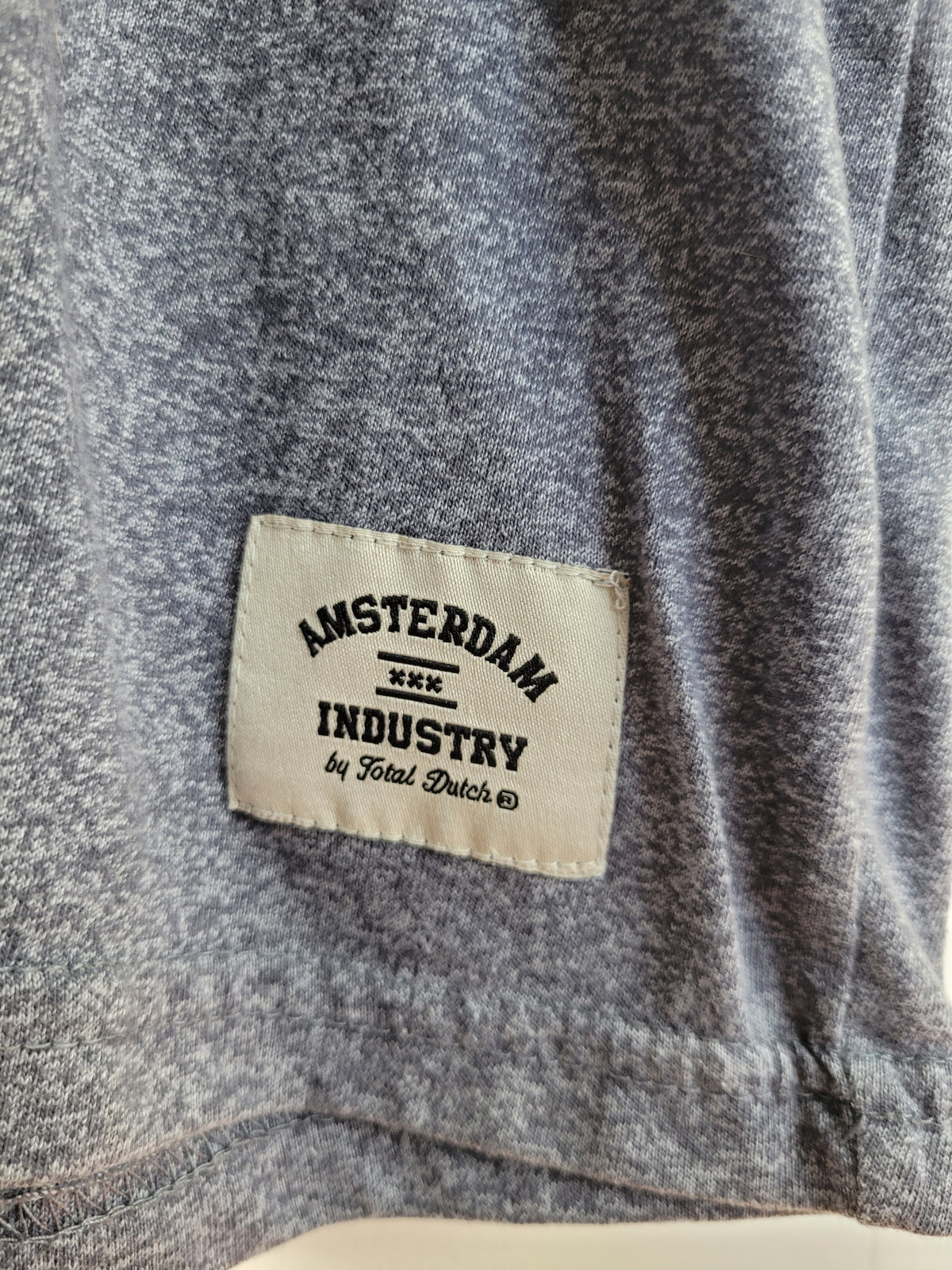 Amsterdam Industry XL Blue Embroidered Graphic T-Shirt