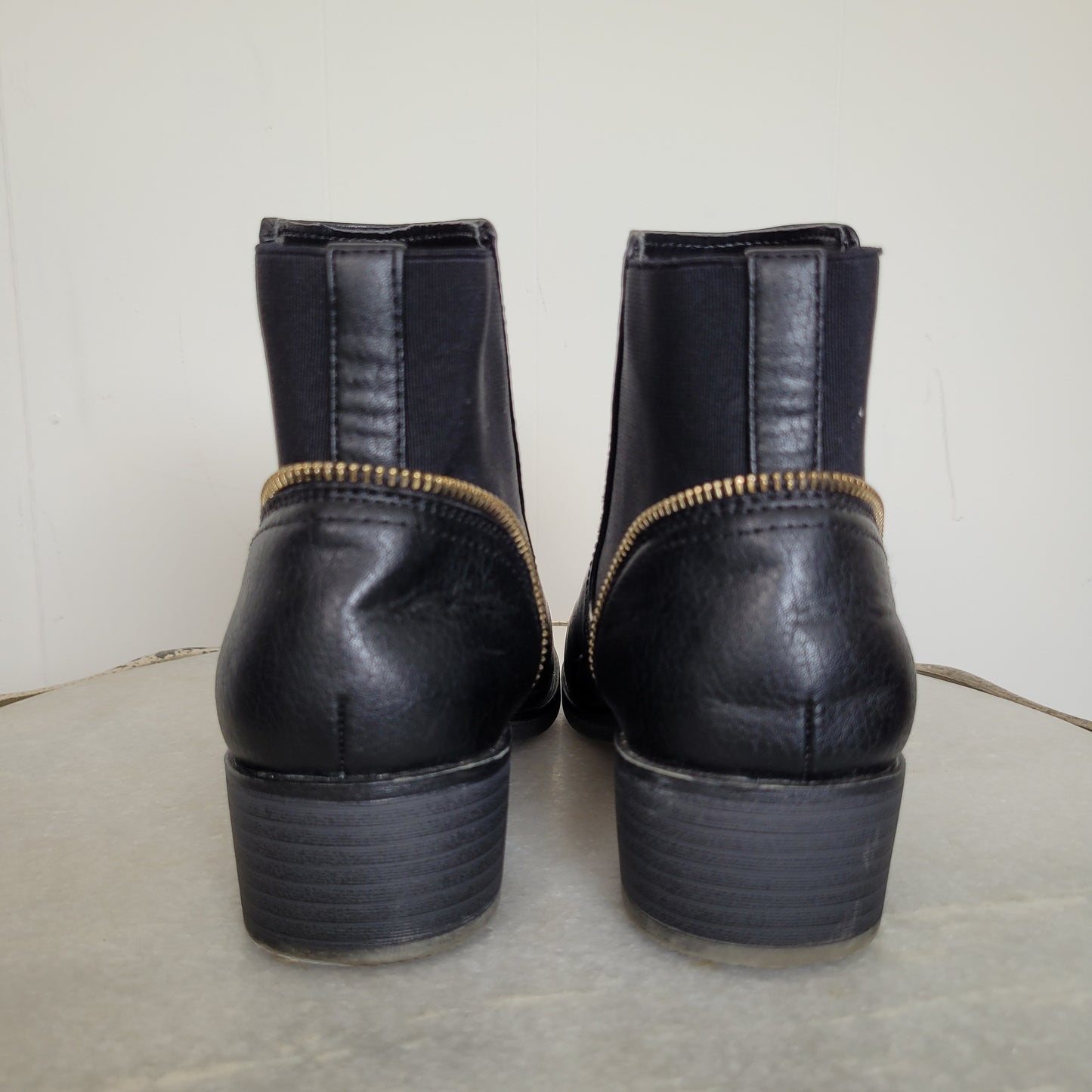 Black Chelsea Ankle Boots – Call It Spring (Size 6)