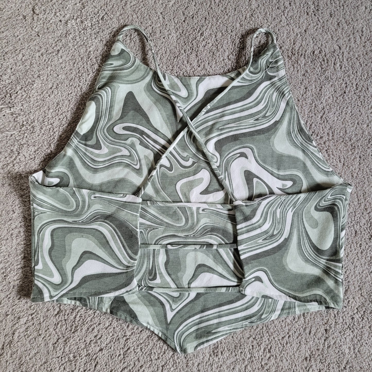 Green Swirl Crop Tank – Ardene (Size XL)