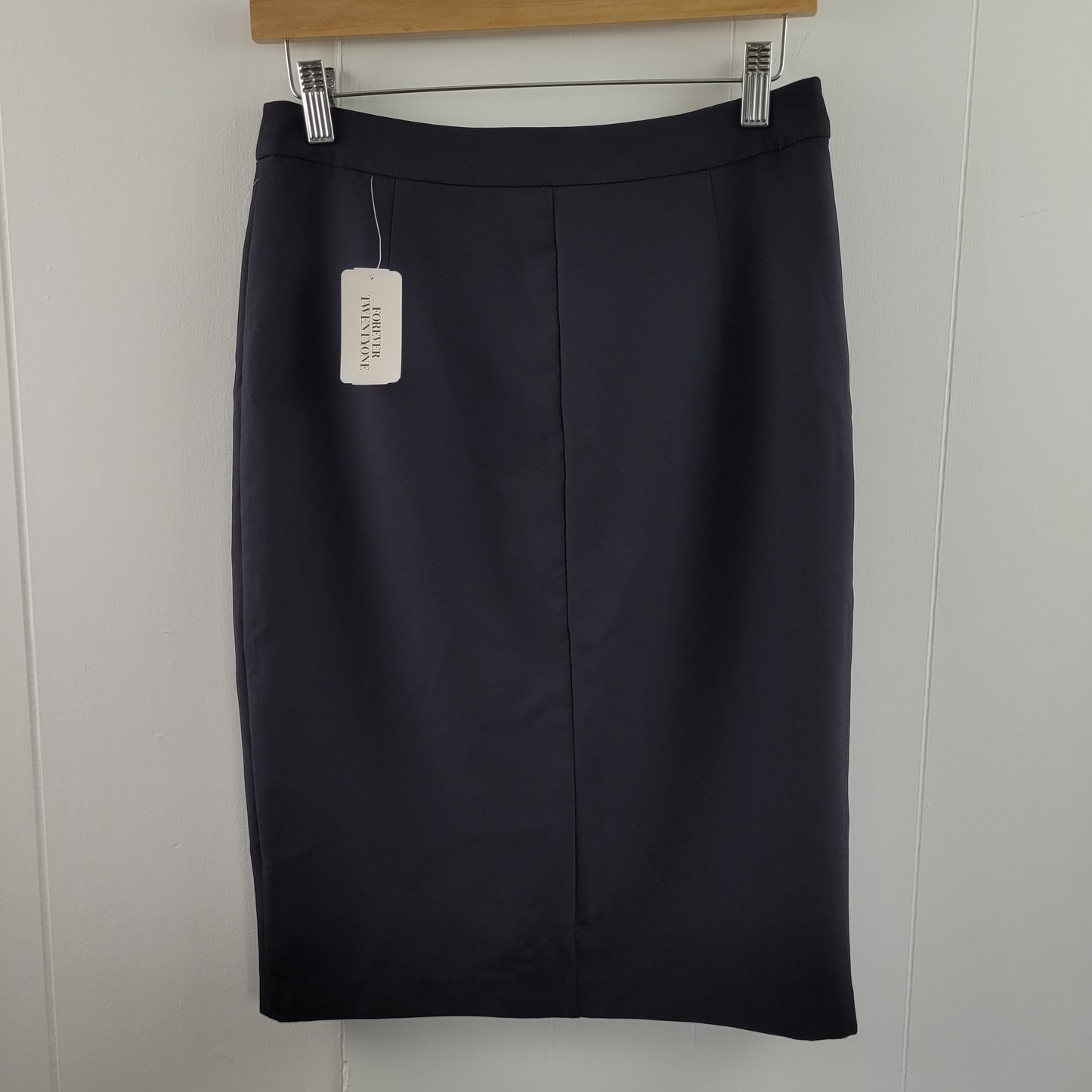 Black Midi Pencil Skirt - Forever 21 (Medium)