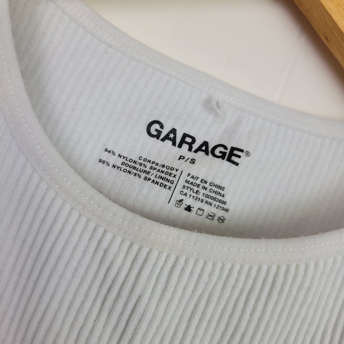 White Ribbed Cropped Tank - Garage (Size Small)