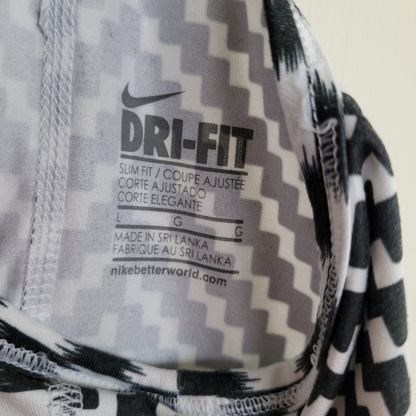 Black & White Dri-FIT Racerback Tank Athletic Top - Nike (Large)