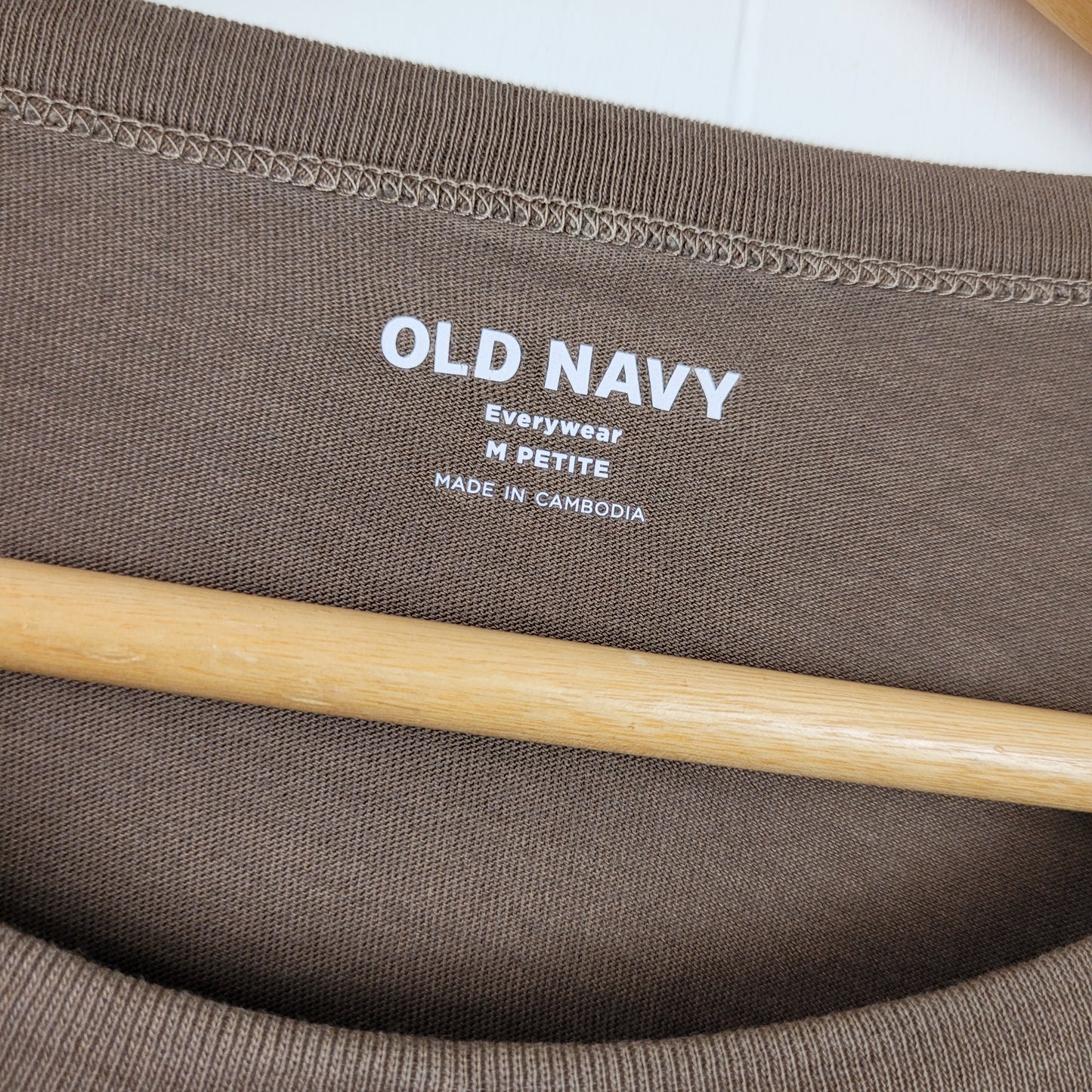 Taupe Long Sleeve Crewneck Tee - Old Navy EveryWear (M Petite)