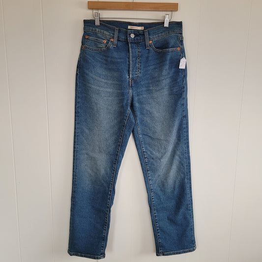 Medium Wash Wedgie Straight Jeans Classic High Rise Denim 👖- Levi's (Size 30)
