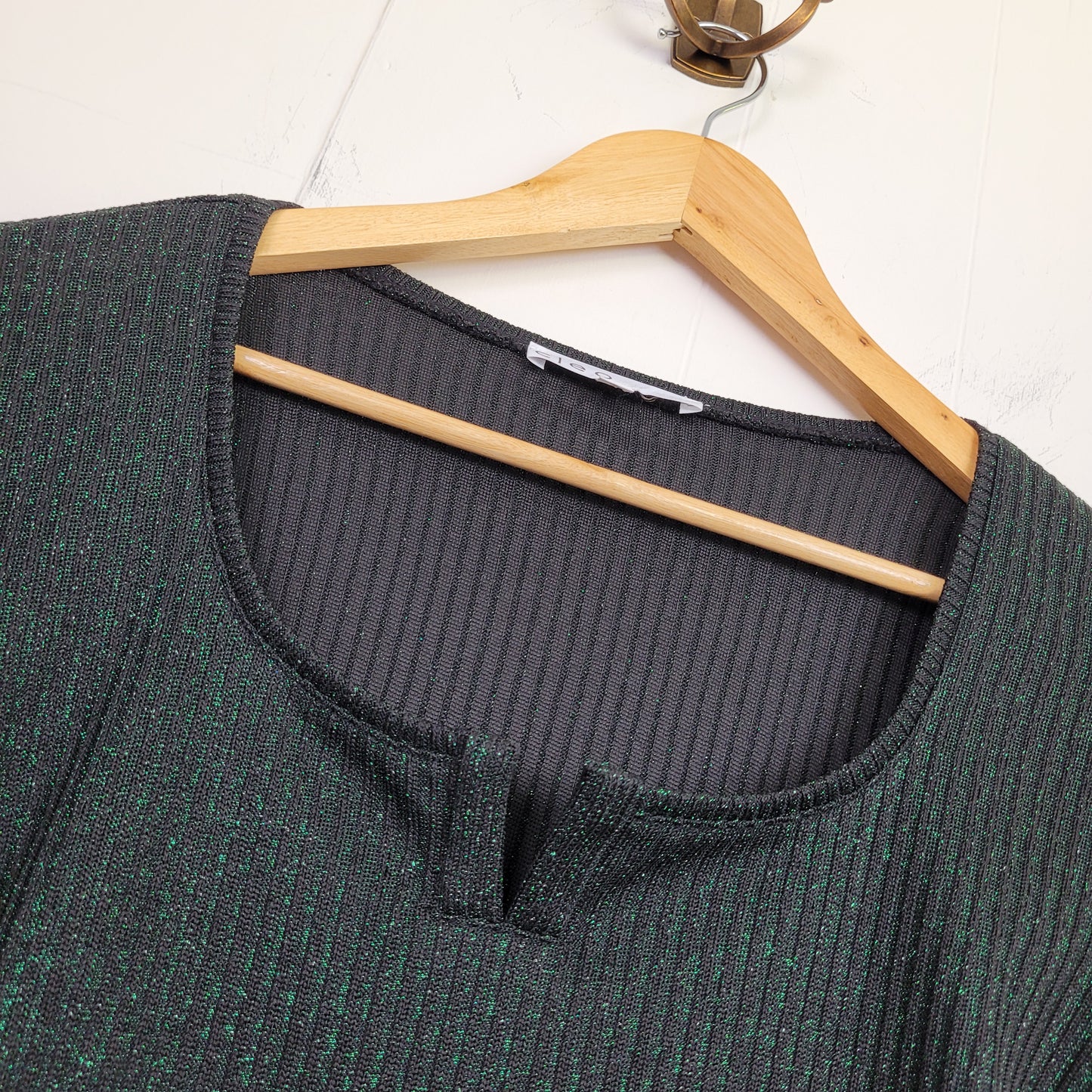 Green Shimmer Rib Knit Top – Cleo (Medium)