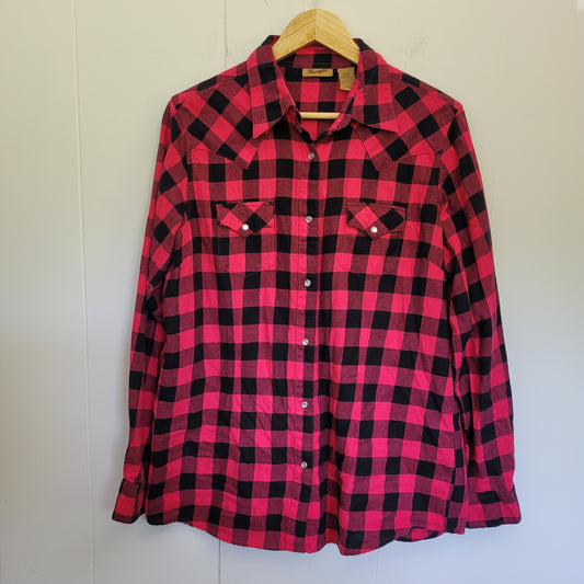 Red & Black Buffalo Plaid Snap Button Shirt - Wrangler (L)
